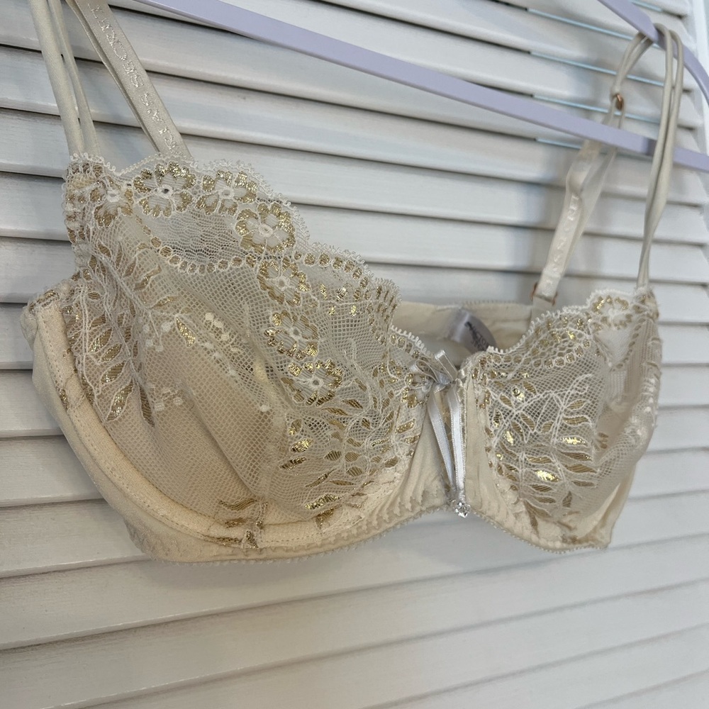Victorias Secret lace bra